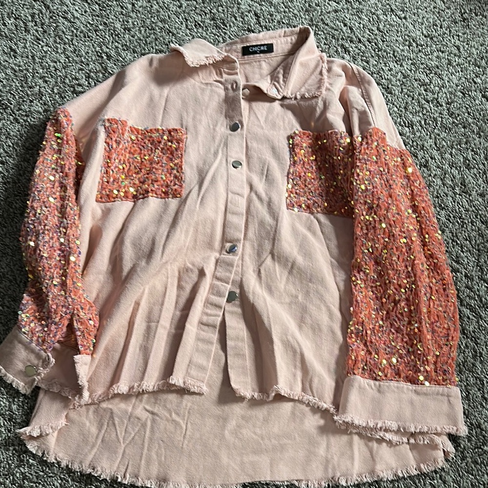 Pink Sequin button up shacket with raw hem, cooler, and pockets XL